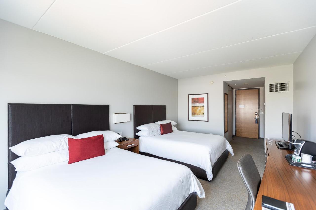 ไอโฮเทล แอนด์ คอนเฟอเรนซ์เซ็นเตอร์ แชมเพน Hotel แชมเปญ ภายนอก รูปภาพ